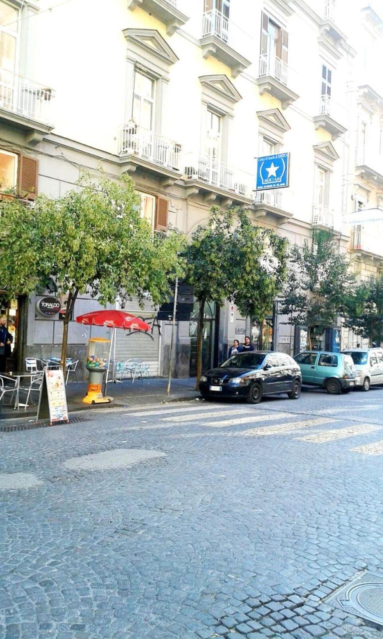 Case Vacanze " Il Duomo" Napoli Εξωτερικό φωτογραφία