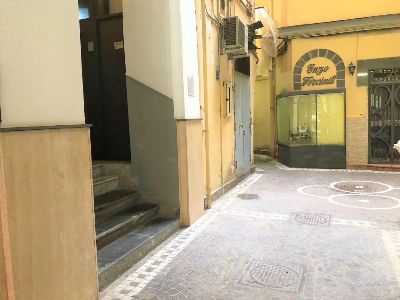 Case Vacanze " Il Duomo" Napoli Εξωτερικό φωτογραφία